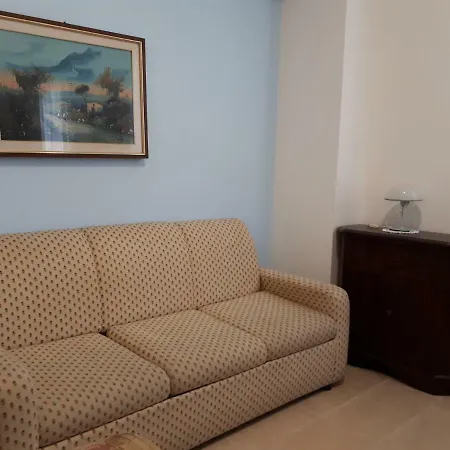 La Ninfa-fronte Mare Apartment *