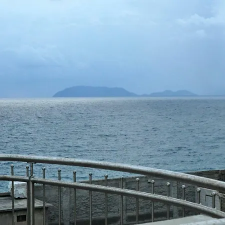 Apartment La Ninfa-fronte Mare *
